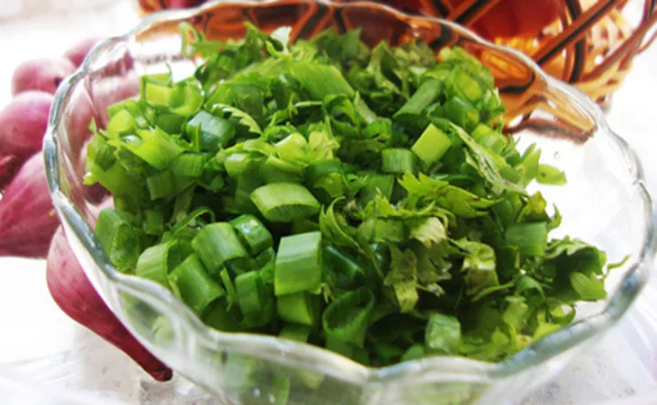 Bước 1 Sơ chế nguyên liệu Cháo giò heo truyền thống