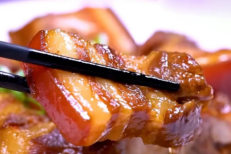 Thịt kho tàu thành phẩm