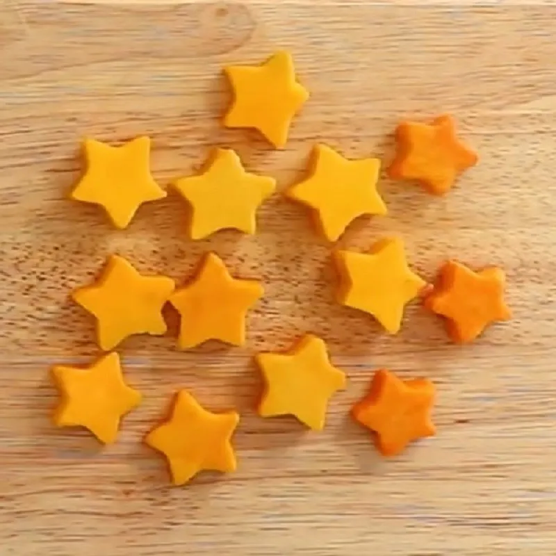 Hạt sen tươi sau khi được làm sạch và loại bỏ tâm sen đắng