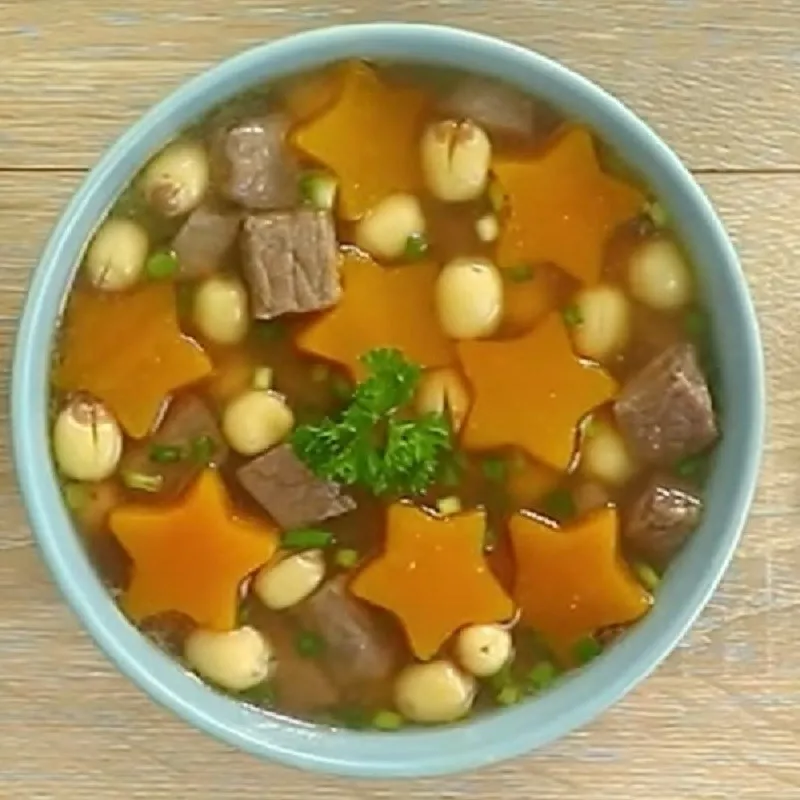 Thành phẩm món canh thịt bò nấu bí đỏ thơm ngon và bổ dưỡng