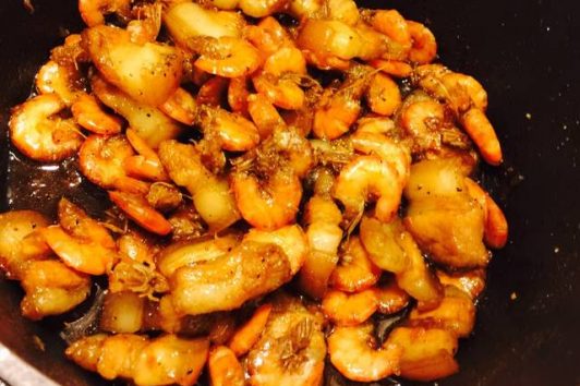 Tôm Khô Làm Món Gì Ngon? Khám Phá Công Thức Đỉnh Cao Cho Bữa Cơm Việt