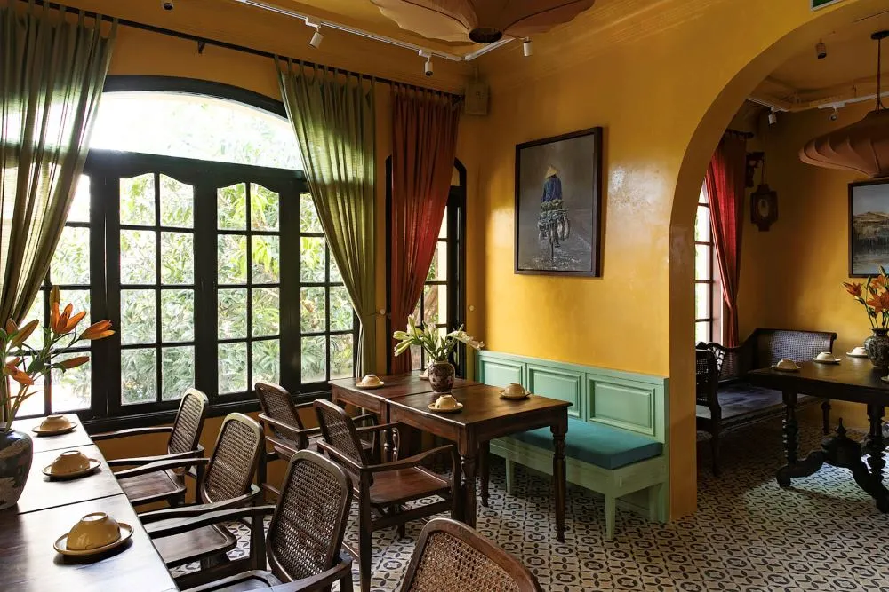 Bụi Garden bày trí không gian nội thất đậm chất truyền thống Việt Nam