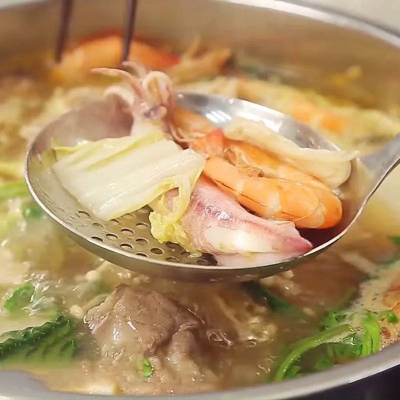 Thành phẩm nồi lẩu thập cẩm nóng hổi