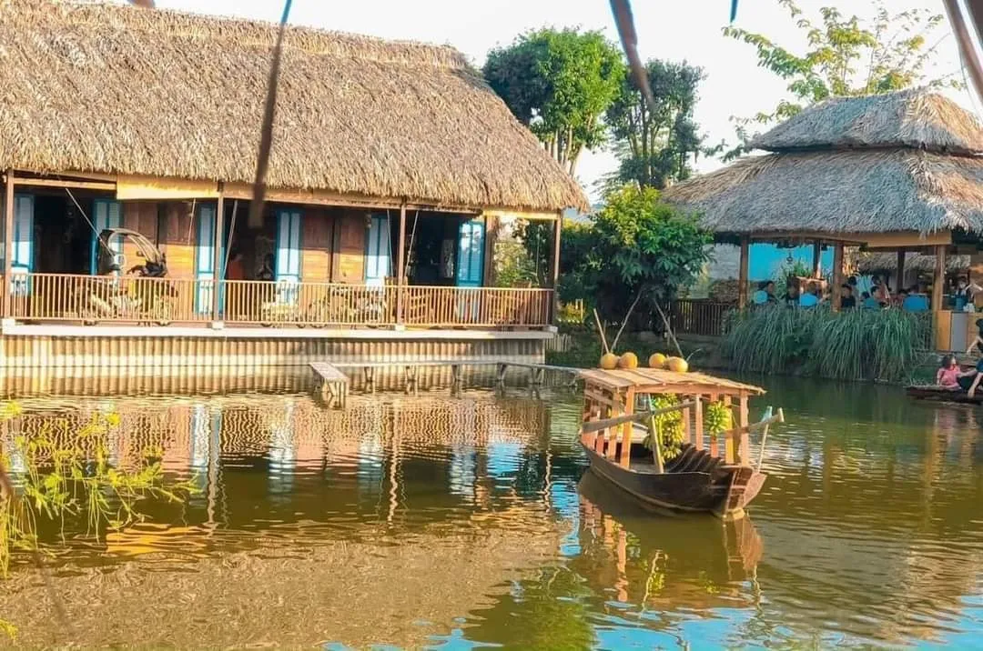 Giữa lòng Tây Đô tấp nập, Quê Mình như một miền quê thu nhỏ với không gian xanh