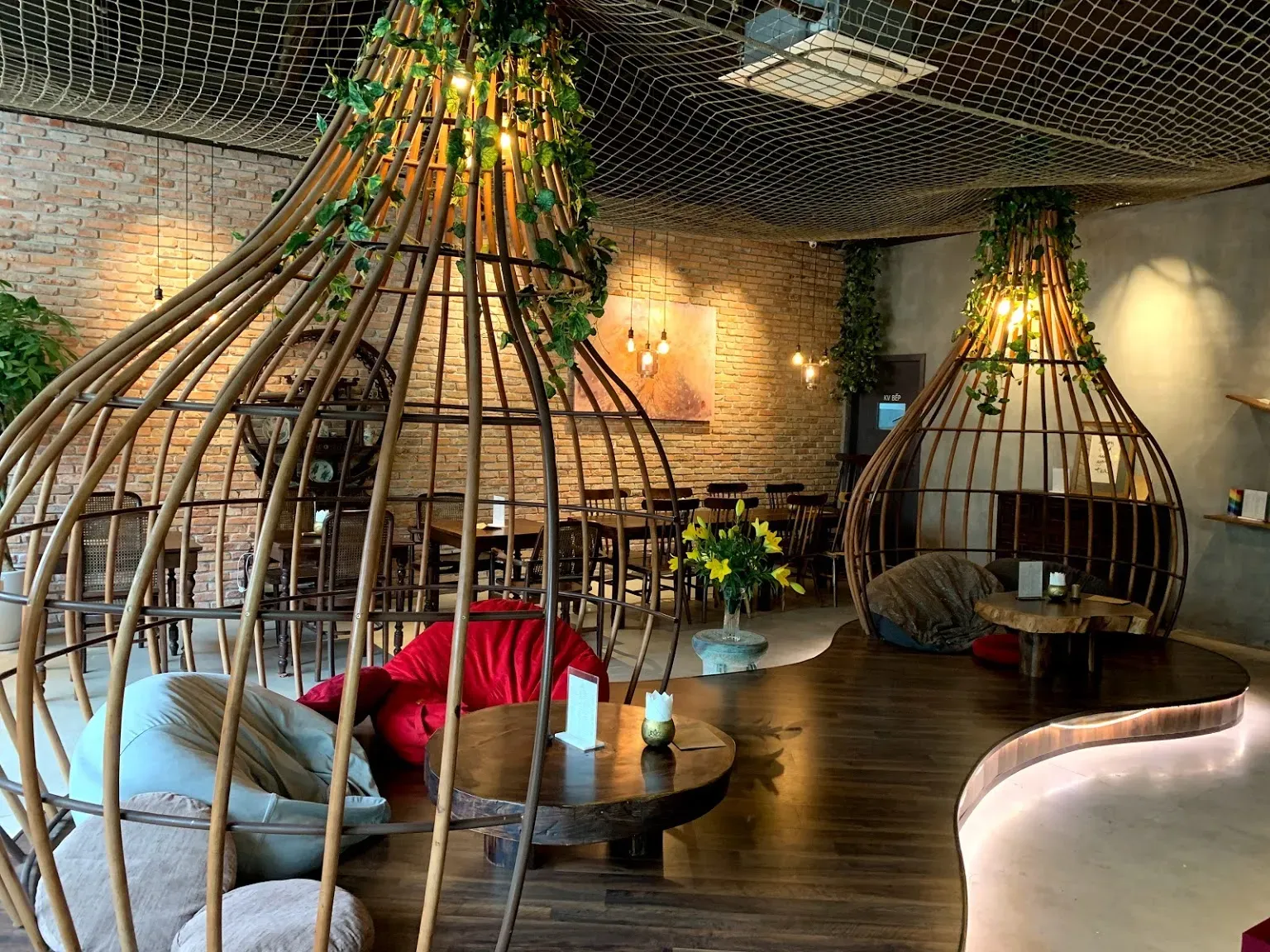 Không gian Oneness Chay với decor tre nứa tự nhiên