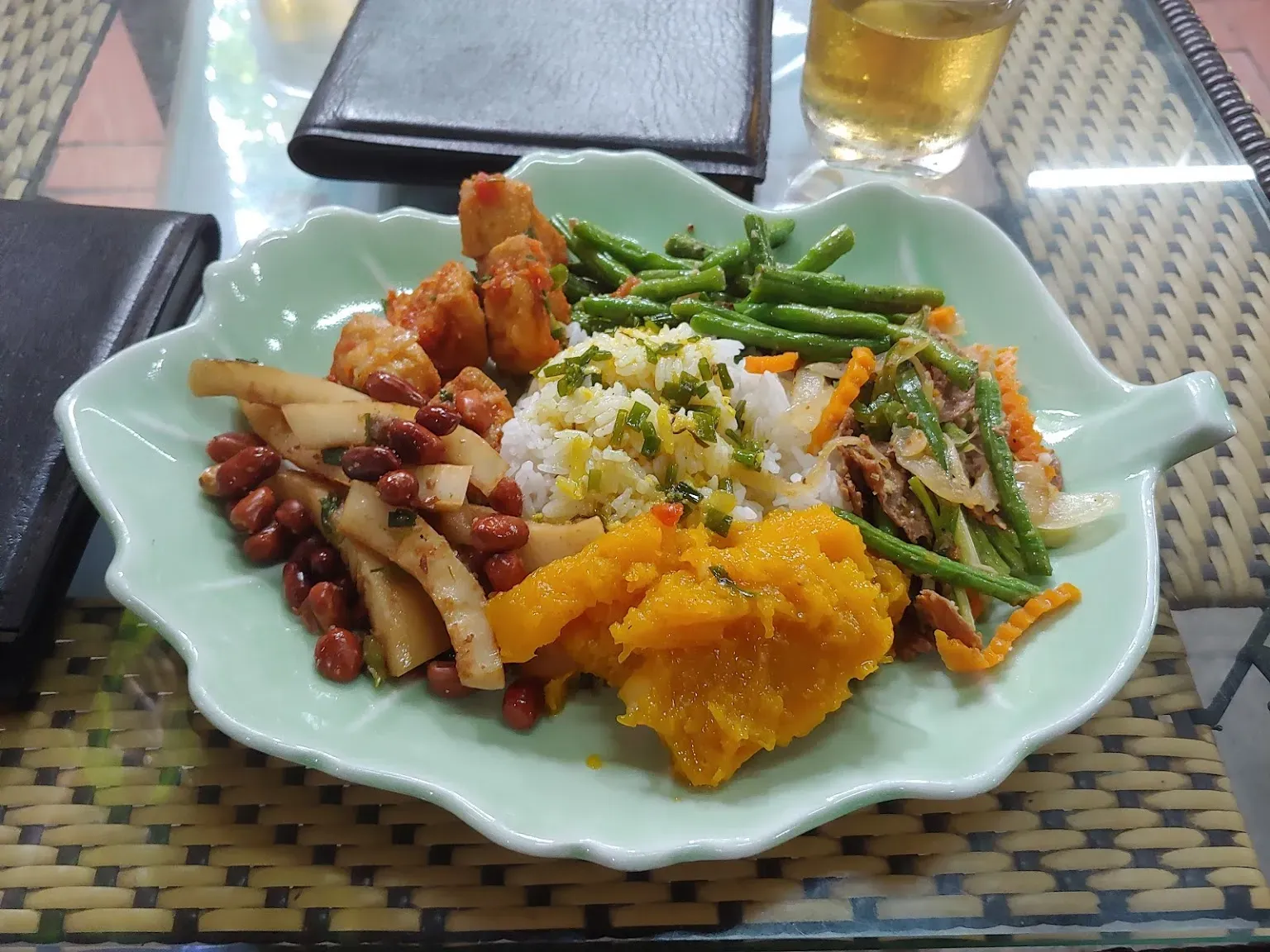 Thực đơn món chay truyền thống tại An Lạc Chay Quán