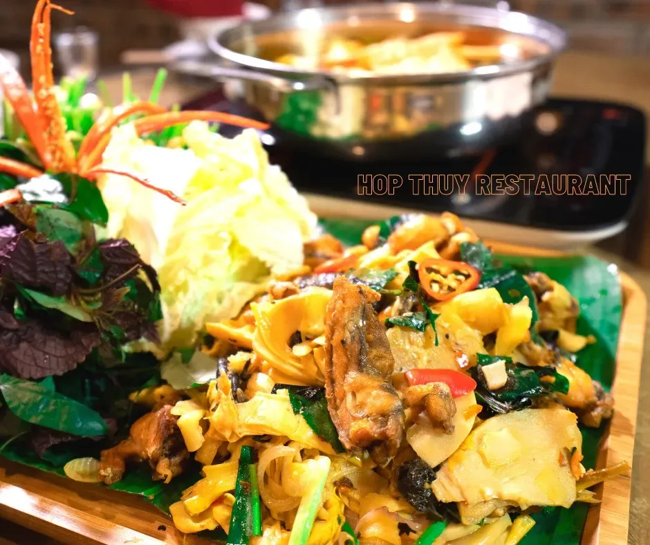 Món ăn của quán khá đa dạng