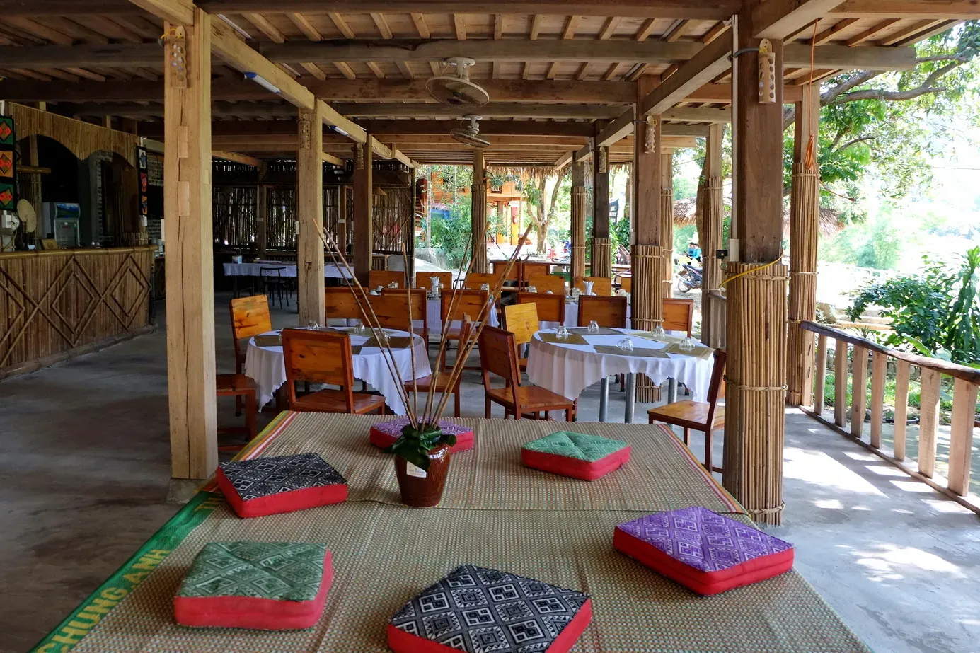 Minh Thơ Homestay Restaurant có không gian thoáng đãng