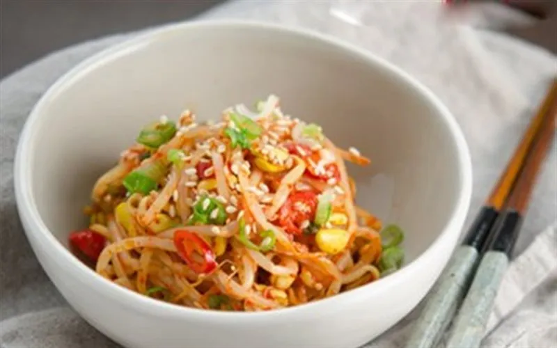 Salad giá đỗ tươi giòn kiểu Hàn Quốc