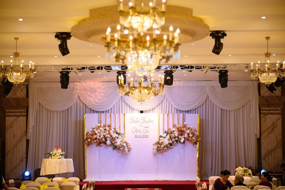 MonAmi với nhiều sảnh tiệc đa dạng, thiết kế hiện đại và tiện nghi