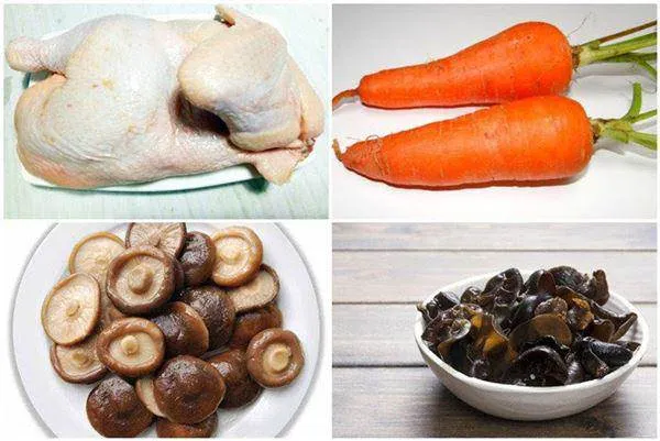 Nguyên liệu chính cho món thịt đông gà bao gồm gà, bì heo và nấm