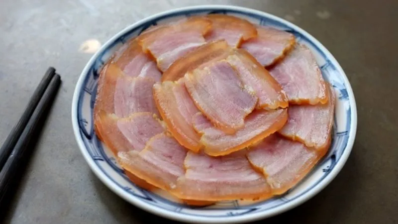 Cách chọn thịt ba rọi tươi ngon làm thịt heo muối