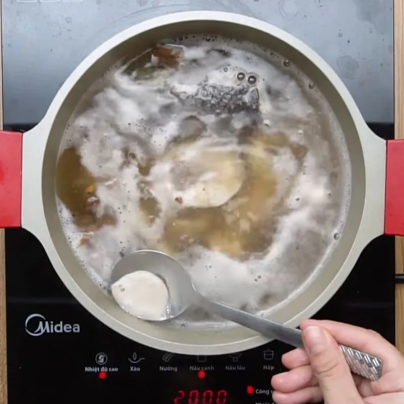 Xào cà chua với hành tỏi