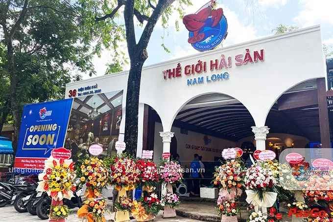 Không gian Santorini tại Thế Giới Hải Sản