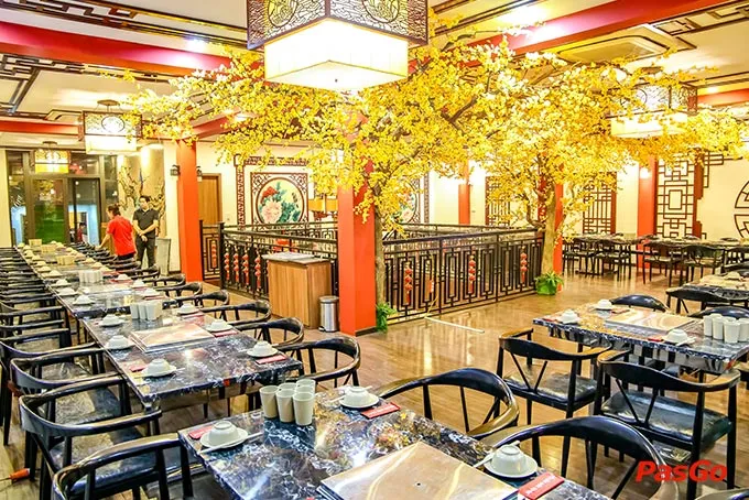 Không gian rộng rãi tại Lẩu Đức Trọc