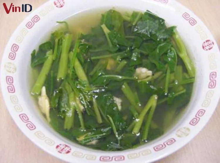 Cách nấu canh rau muống gừng ấm nồng