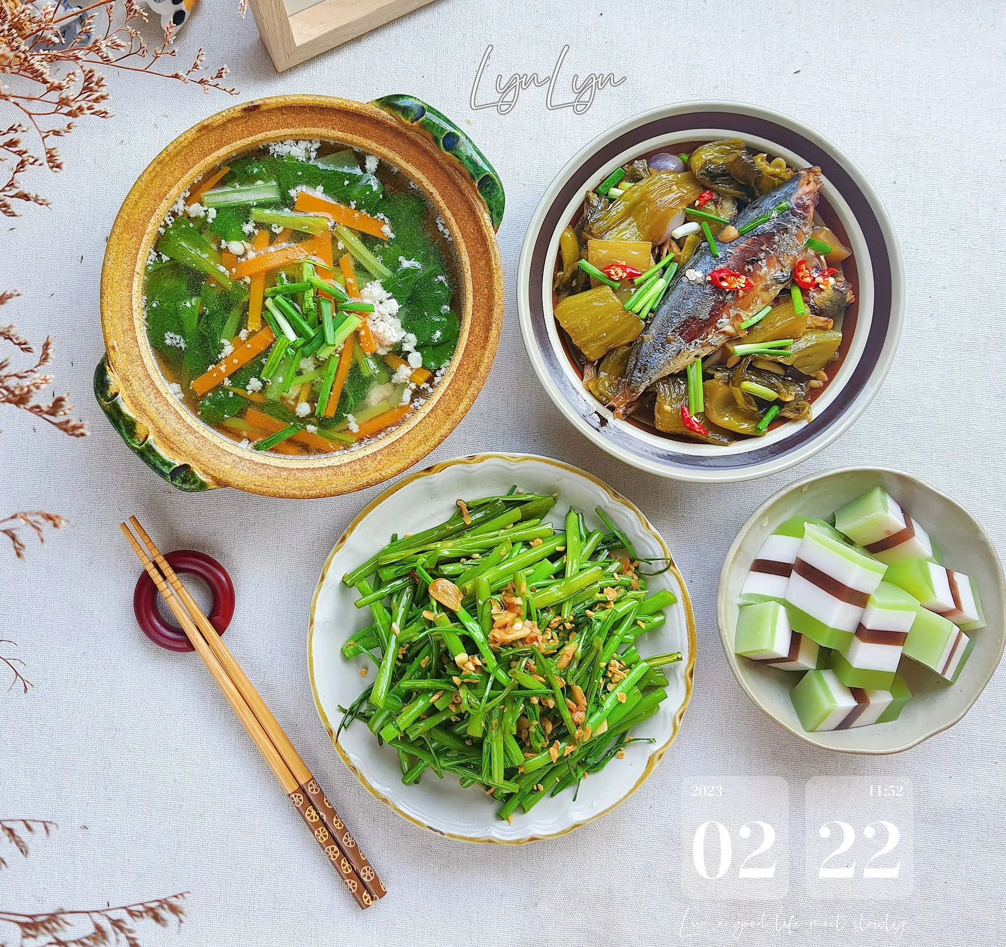 Thành phẩm canh cá nục dưa chua