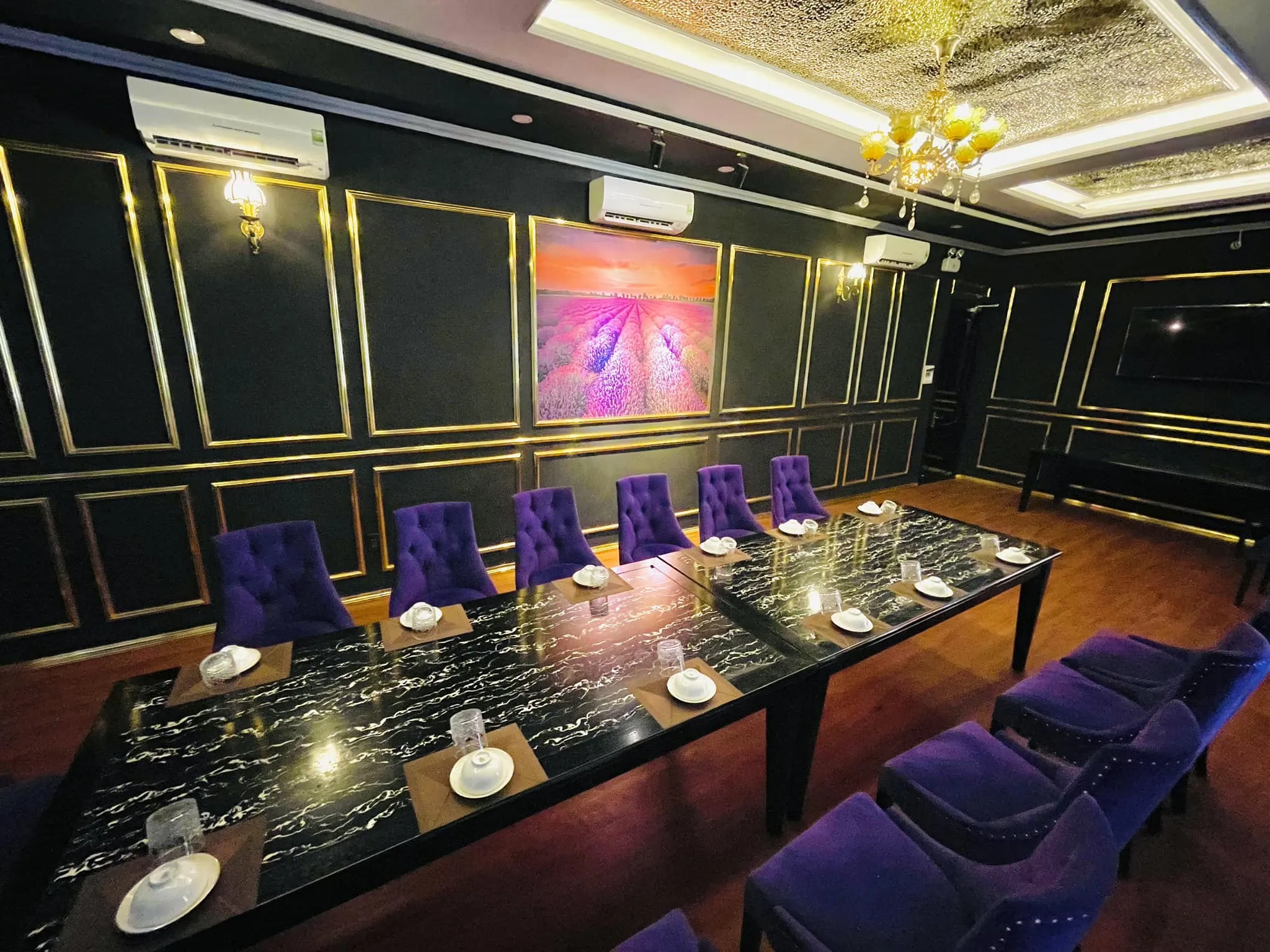 Không gian tổ chức tiệc cho từng phòng là khác nhau