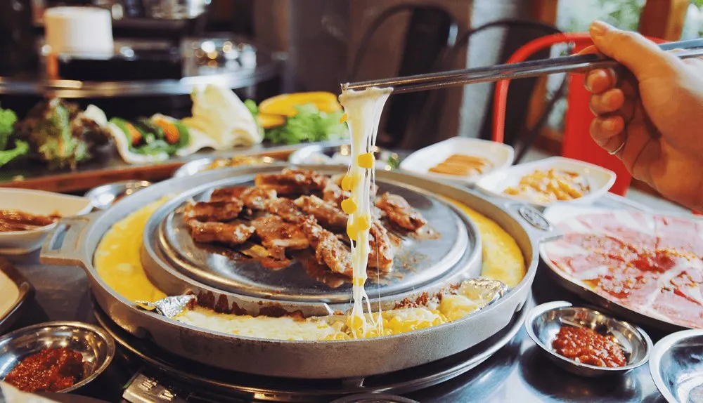 K-Pub nổi tiếng với các món nướng độc đáo chuẩn vị Hàn Quốc