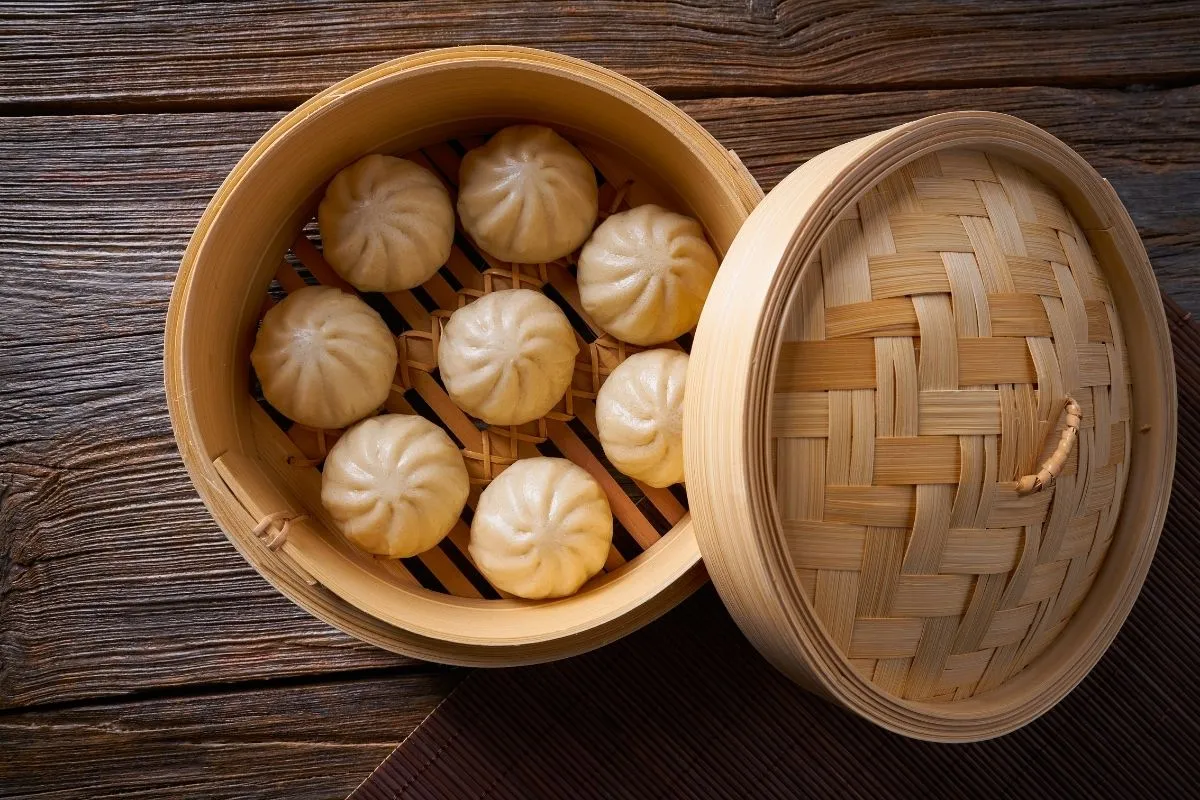 Các xửng hấp Dimsum nóng hổi đặc trưng của Trung Hoa.
