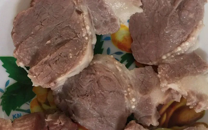 Dấu hiệu thịt heo bị nhiễm sán hạt gạo cần tránh tuyệt đối.