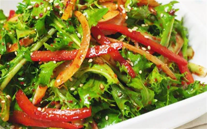 Salad diếp xoăn giòn rụm thanh lọc cơ thể