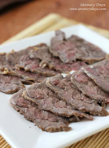 Nước mắm ngâm trong veo