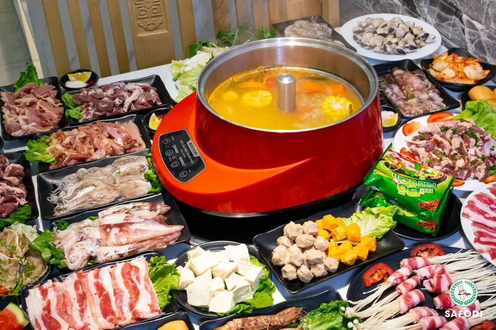 Lẩu nướng Safodi kết hợp cả lẩu và nướng trong một bữa ăn