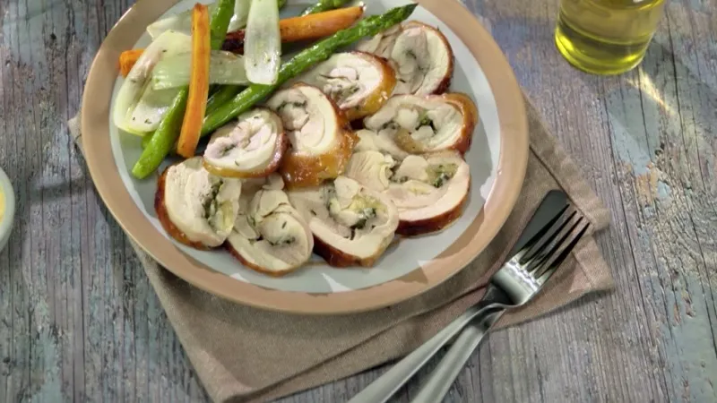 Gà nướng cỏ xạ hương