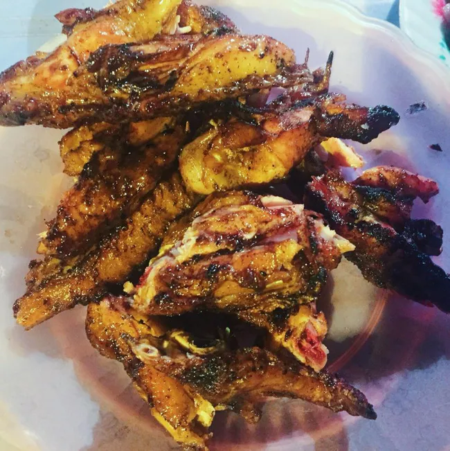 Chân gà nướng mật ong