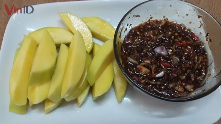 Sản phẩm nước chấm xoài chua kiểu Thái đạt chuẩn