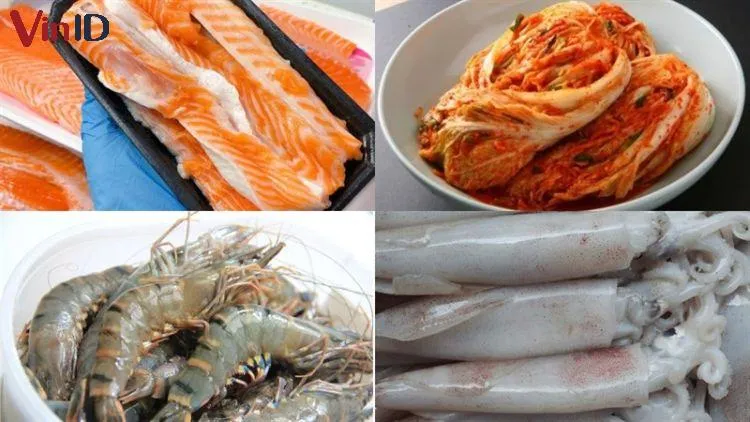 Sự kết hợp giữa cá hồi và hải sản tạo nên hương vị bùng nổ cho món lẩu