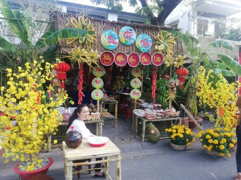 Gian hàng chợ quê ngày Tết