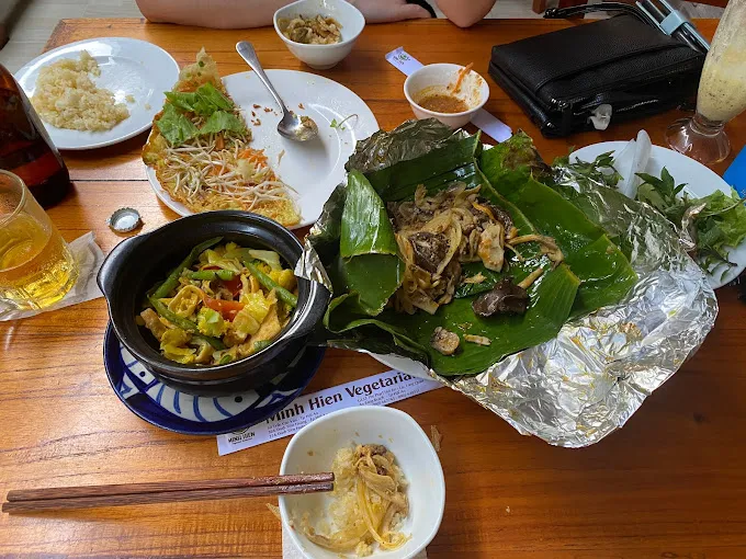 Mỗi bữa ăn tại Minh Hiển đều là sự kết tinh của nguyên liệu tươi ngon