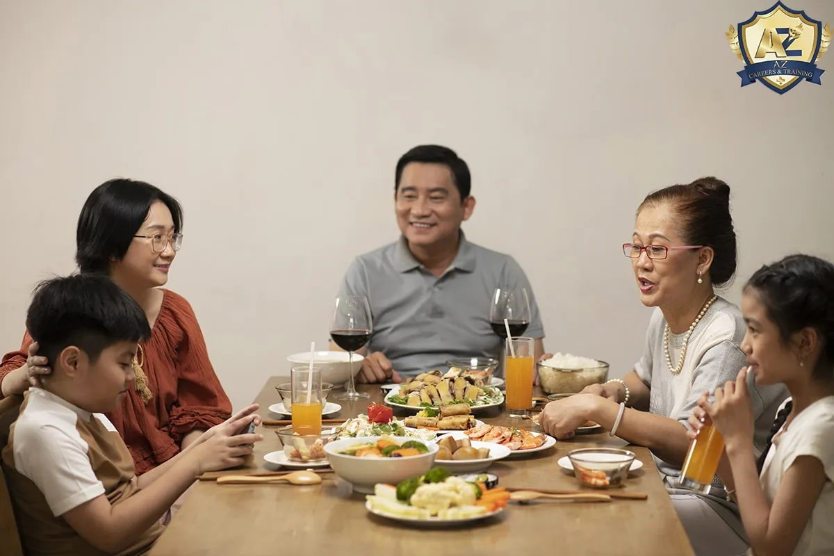 Mâm cơm gia đình là linh hồn trong văn hóa ẩm thực truyền thống