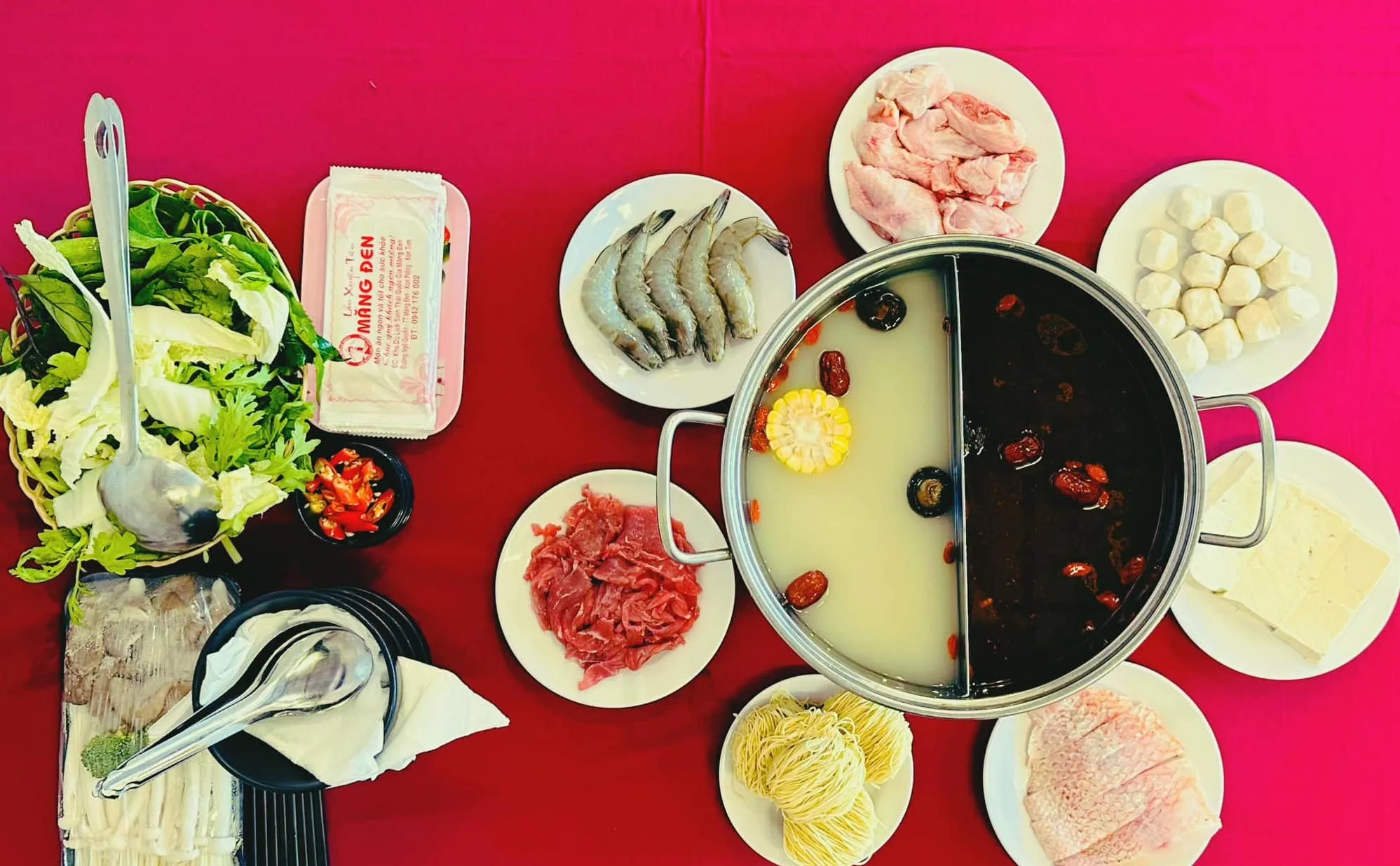 Lẩu xuyên tiêu - Măng Đen Lữ Quán