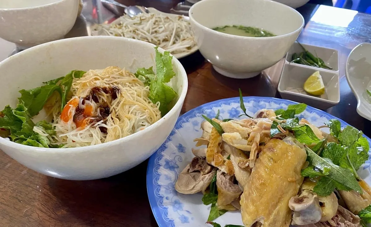 Phở khô 79