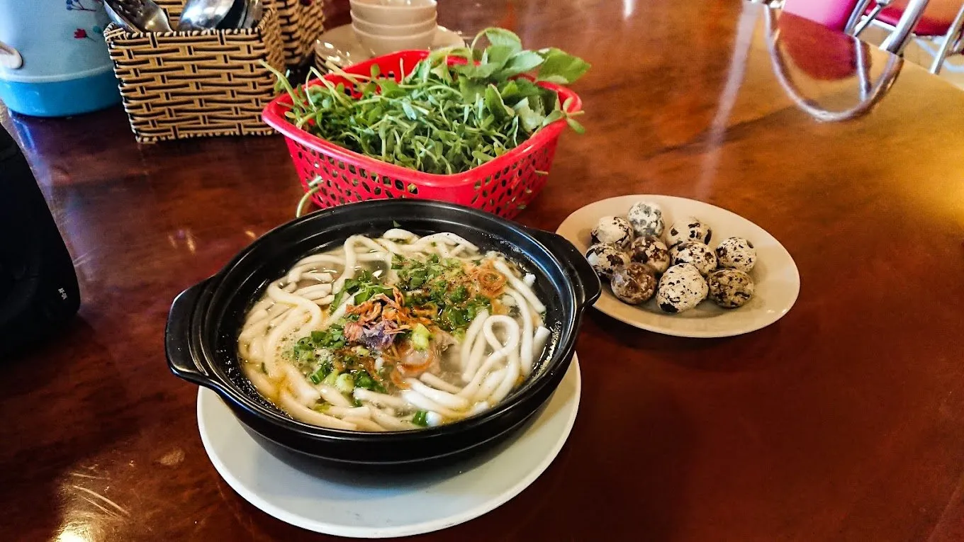 Bánh canh niêu Lê Khiêm