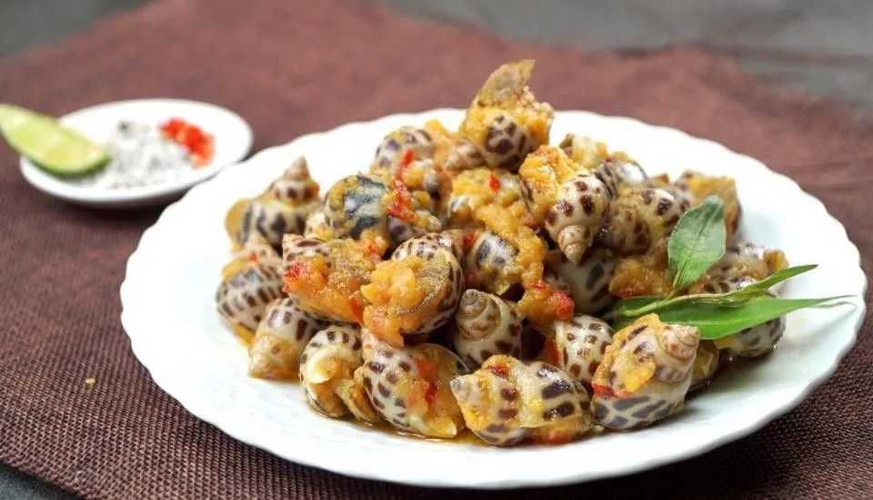 Món ngon của quán Ốc Sữa