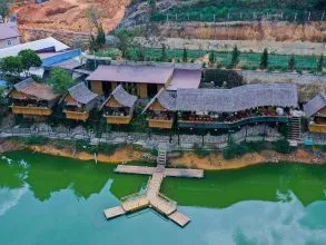 An Sơn Hồ với view cực xịn, phong cách Phượng Hoàng Cổ Trấn