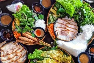 Bánh tráng thịt heo món ngon tại quán ăn tối Đà nẵng