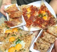 Bánh tráng kẹp giòn rụm tại quán ăn tối Đà nẵng cho giới trẻ