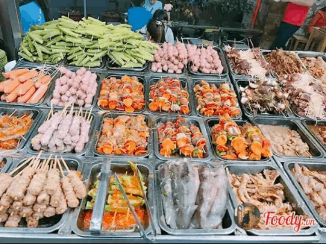 Con đường ăn vặt Vũng Tàu trải dài những món ăn vặt ngon mà lạ