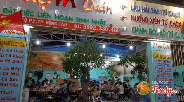 Quán 7 Lượm phục vụ thực khách các món hải sản