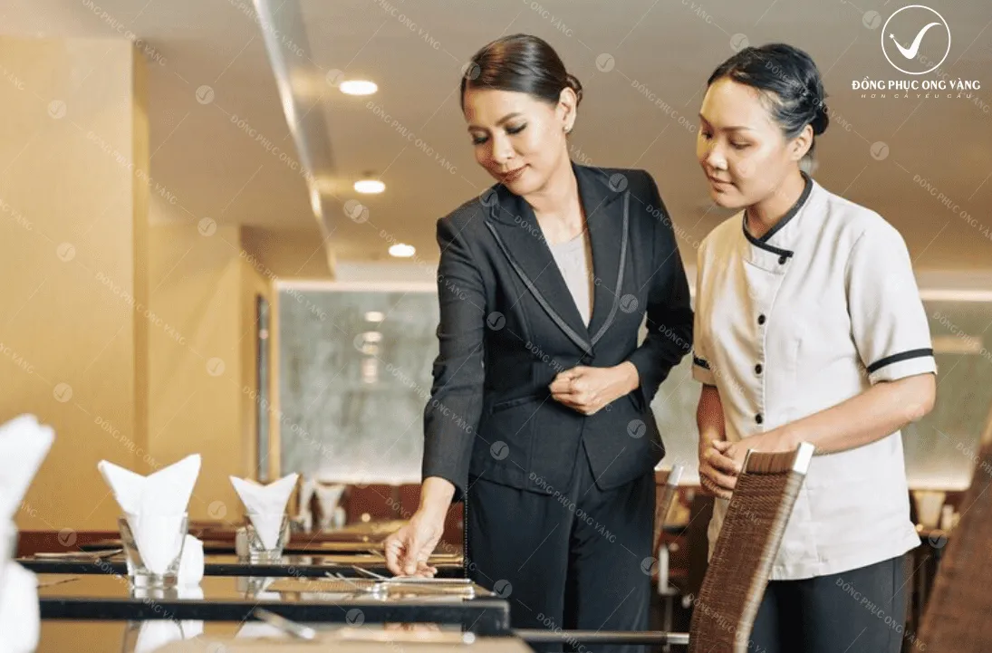 Mẫu áo quản lý quán ăn