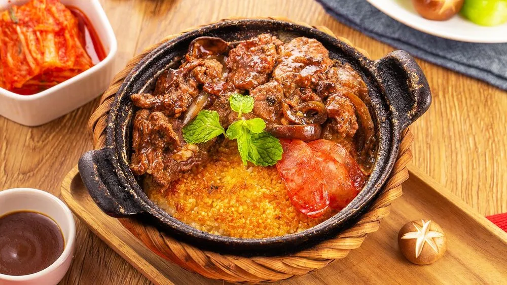 Kombo với món cơm niêu Singapore đặc sắc