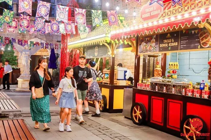 Du khách có nhiều lựa chọn ăn uống phong phú tại các nhà hàng trên đỉnh Bà Nà