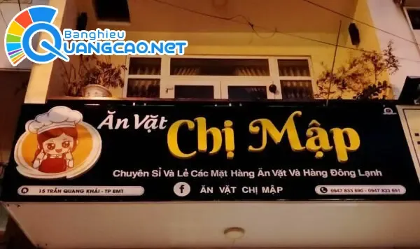 Bảng hiệu quán ăn vặt đầy màu sắc