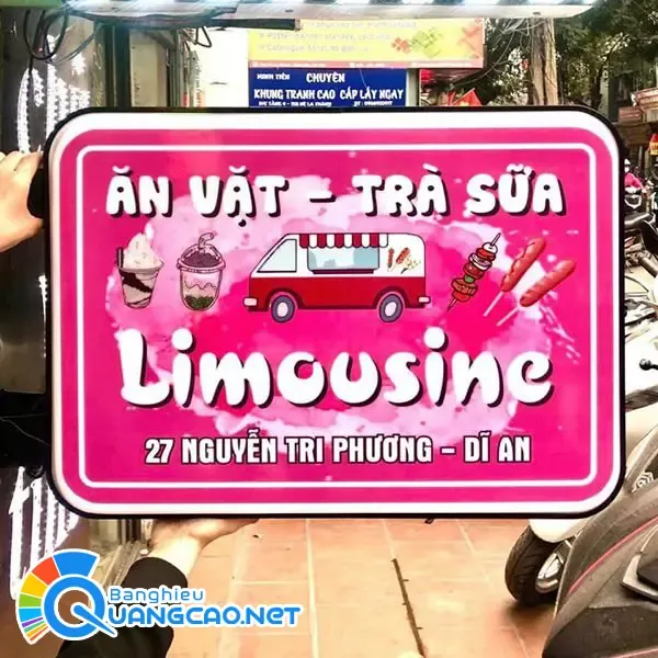Bảng hiệu quán ăn vặt được gia công bằng công nghệ hiện đại