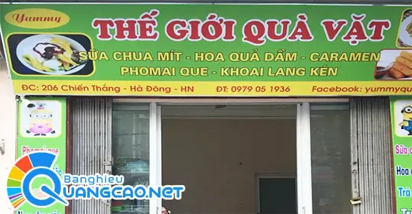 Bảng hiệu khung sắt